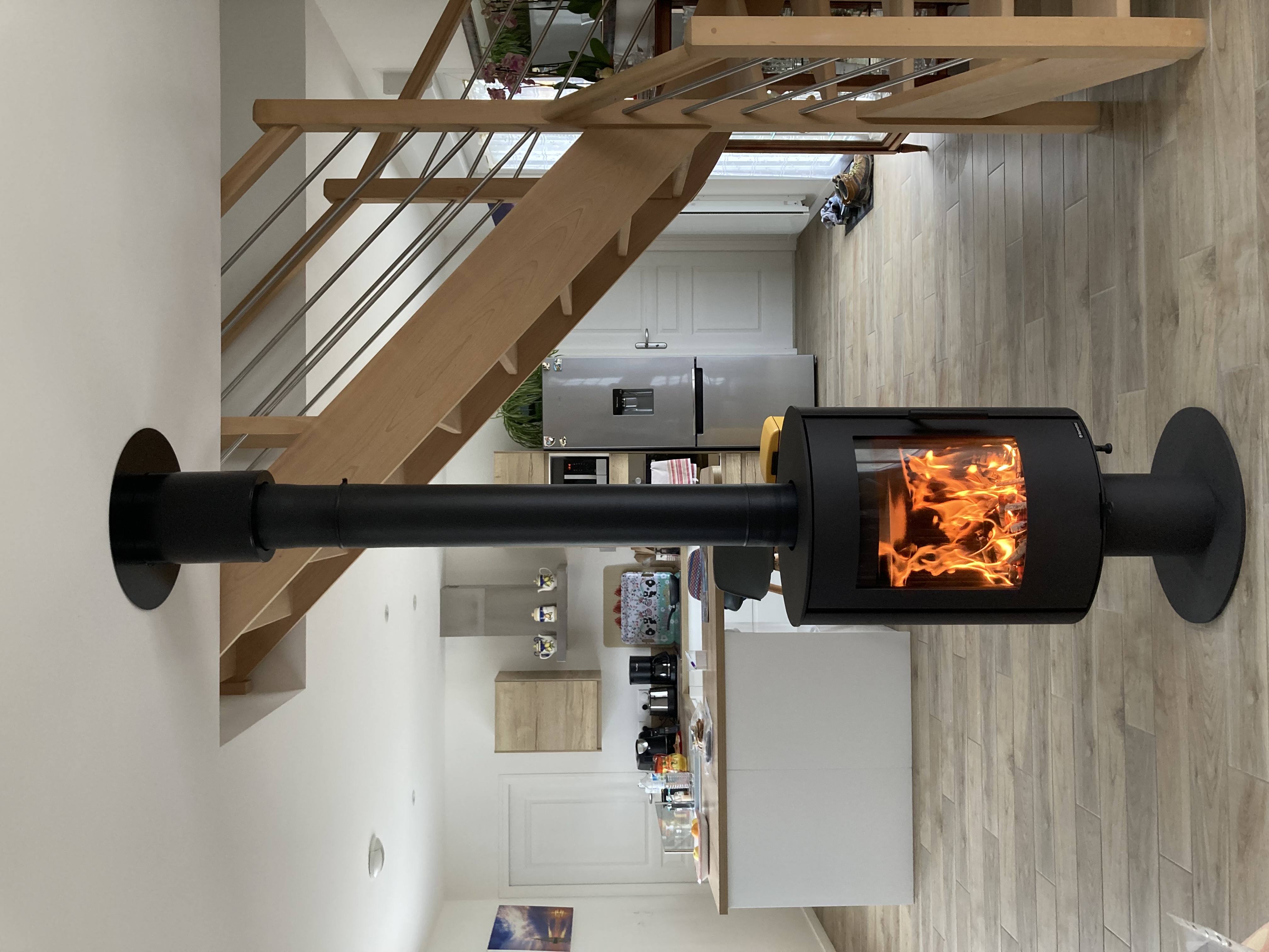 Mise en place d'un poêle à bois pivotant EVORA T